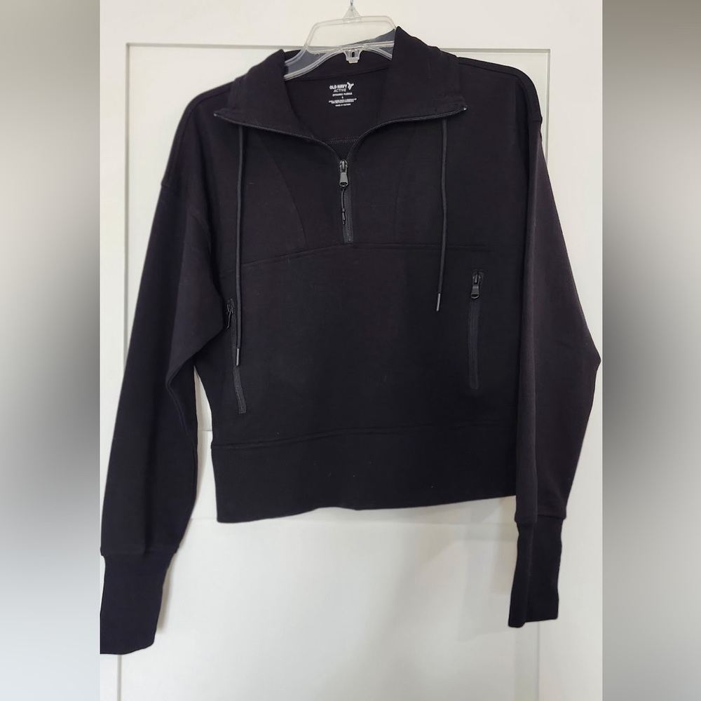 NWT - Old Navy Active Fleece - size S